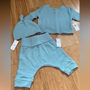 3 Piece Layette 0-3 Month Set